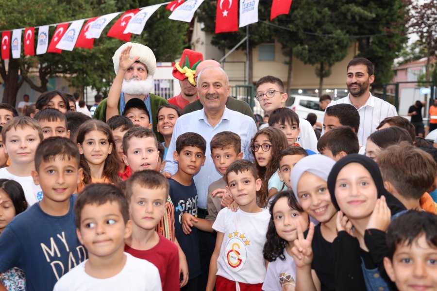 Mahallemde Sinema Var Adem yavuz  Mah. 